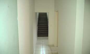 Imagem 6: PRÉDIO COMERCIAL EM FRENTE AO TERMINAL VILA SÔNIA DO METRO