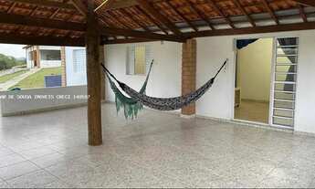 Imagem 4: Sítio de 21.500 m2, com casa sede, casa de caseiro e piscina em Porangaba