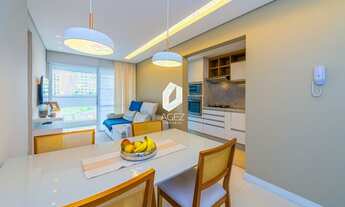 Imagem 3: Apartamento 2 quartos com suíte, sacada com churrasqueira, totalmente mobiliado e projetad