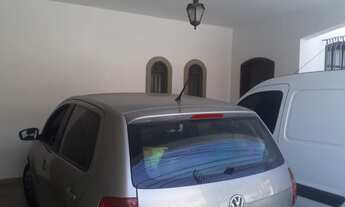 Imagem 2: Casa para venda possui 100 metros quadrados com 4 quartos em Centro - Nilópolis - RJ