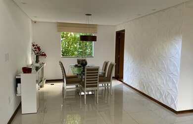 Imagem 2: Casa de condomínio para venda possui 285 metros quadrados com 4 quartos