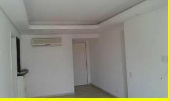 Imagem 2: Apartamento de 69 metros quadrados no bairro Barra da Tijuca com 2 quartos