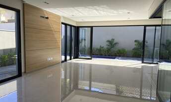 Imagem 5: Casa de condomínio térrea para venda tem 265 metros quadrados com 4 quartos