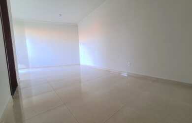 Imagem 7: Casa com 2 Quartos à Venda, 80m² por R$ 199.000