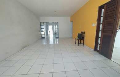 Imagem 6: Casa para venda tem 220 metros quadrados com 3 quartos sendo os 3 suítes, Tabuleiro