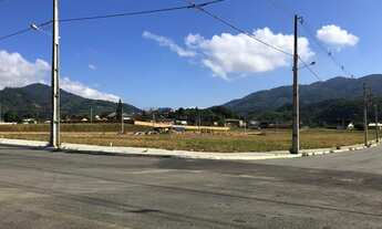 Imagem 4: Terreno pronto para construir na barra