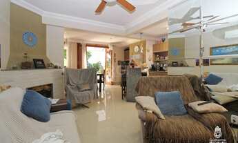 Imagem 2: Porto Alegre - Casa Padrão - Chácara das Pedras