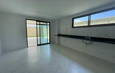 Imagem 5: Casa de condomínio para venda com 280 metros quadrados com 4 quartos