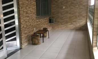 Imagem 5: Sobrado para venda possui 260 metros quadrados com 3 quartos