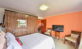 Imagem 4: Casa com 03 suítes e 06 vagas