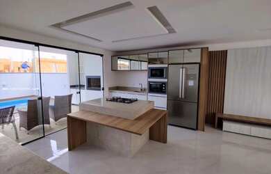 Imagem 2: Casa em Condomínio para Venda em Biguaçu, Beira Rio, 3 dormitórios, 3 suítes, 3 banheiros