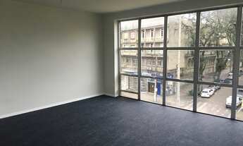 Imagem 4: Sala/Conjunto para aluguel possui 45 metros quadrados em São João - Porto Alegre - RS