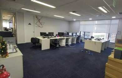 Imagem 7: SALA MOBILIADA Galpão / depósito com 5 vagas na garagem