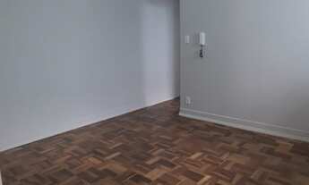 Imagem: Apartamento reformado - 2 dorm. - Centro