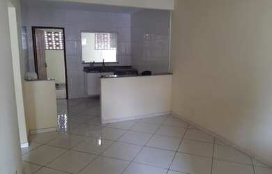 Imagem 2: Vendo Casa linda em condomínio fechado 2 quartos