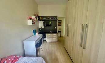 Imagem 4: Lindo apartamento silencioso, claro e arejado em prédio com elevador e churrasqueira