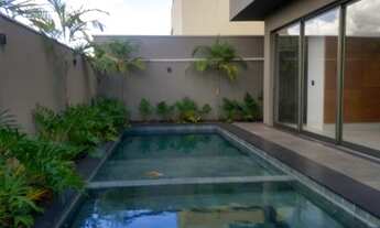 Imagem 3: Casa de condomínio sobrado para venda possui 400 metros quadrados com 4 quartos