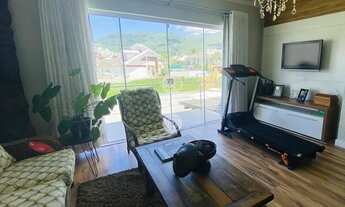 Imagem 7: Casa para venda possui 240 metros quadrados com 3 quartos em Pedra Branca - Palhoça - SC