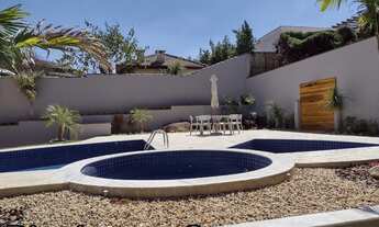 Imagem 1: Casa de condomínio sobrado para venda tem 454 metros quadrados com 4 quartos