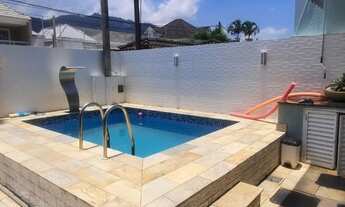 Imagem 2: Casa de condomínio para venda possui 180 metros quadrados com 3 quartos