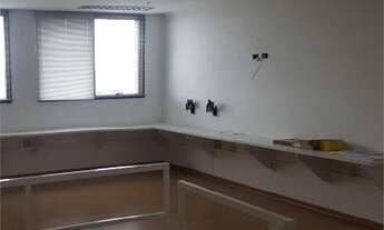 Imagem 5: Centro comercial para aluguel e venda com 70 metros quadrados com 1 quarto