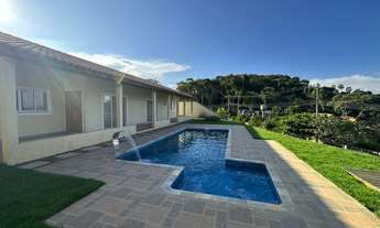 Imagem 4: Chácara Nova com vista para Represa em Igaratá/SP, com 3 Suítes, Piscina etc