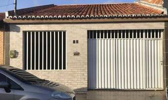 Imagem: Casa recém-reformada no José Conrado