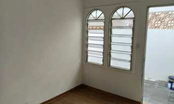 Imagem 6: Edícula com 1 dormitório para alugar, 45 m² por R$ 800,00/mês - Jardim Pararangaba - São J