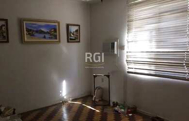 Imagem 3: Casa para Venda - 450m², 3 dormitórios, 4 vagas - Teresópolis