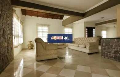 Imagem 2: BELISSIMO SOBRADO COM 5 DORMITORIOS, 4 VAGAS DE GARAGEM 650M² EM ARUJA