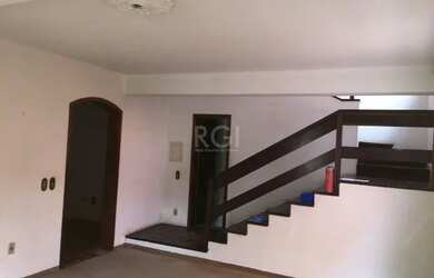 Imagem 2: Casa para Venda - 230m², 4 dormitórios, sendo 1 suites, 4 vagas - Jardim Sabará