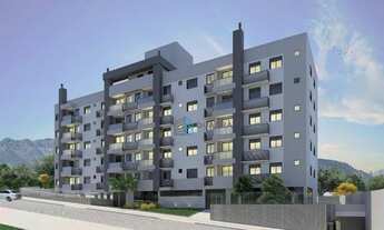 Imagem 2: Apartamento de um dormitório com sacada com churrasqueira, ao lado do campus da UFSC