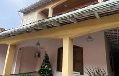 Imagem 2: Casa em MARITUBA 02 andares 5 quartos somente a VISTA !