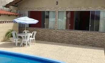 Imagem: Casa com piscina em Guaratuba