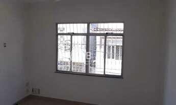 Imagem 6: Apartamento tipo casa com 2 quartos na rua fábio da luz