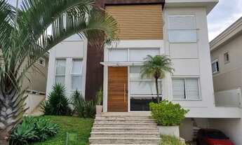 Imagem 1: SANTANA DE PARNAíBA - Casa de Condomínio - Alphaville