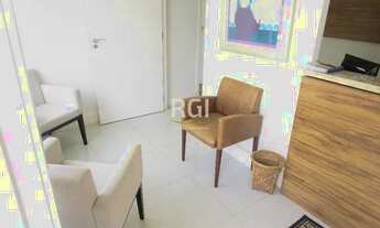 Imagem 2: Casa para Venda - 227m², 4 dormitórios, 1 vaga - Menino Deus