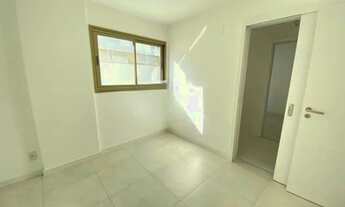 Imagem 3: Apartamento para venda possui 309 metros quadrados com 4 quartos em Lagoa - Rio de Janeiro