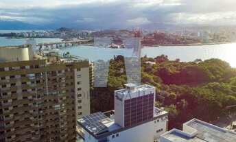 Imagem 6: Cobertura para venda possui 210 metros quadrados com 2 quartos em Centro - Florianópolis