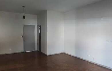 Imagem 4: Sobrado com 4 dormitórios para alugar por R$ 2.450,00/mês - Zona 07 - Maringá/PR