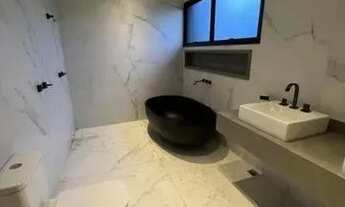 Imagem 5: Casa de condomínio para venda possui 460 metros quadrados com 4 quartos