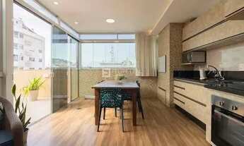 Imagem 2: Cobertura a venda de 04 dormitórios sendo 01 suíte em Abraão - Florianópolis - SC