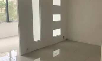 Imagem 6: Sala Moema c/ garagem 50mts quadrados R$ 2000,00/Mês + Iptu e Condomínio