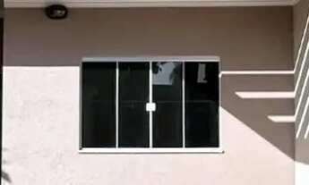 Imagem: Casa á venda com 3 quartos sendo 1 suíte