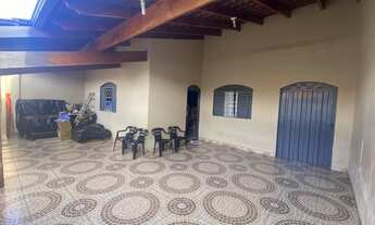 Imagem 2: Casa com 4 dormitórios à venda.-Luizote de Freitas