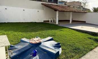 Imagem 4: Mirante da Lagoa-Aluguel-Venda-Casa Duplex 3 qtos sendo 1 no térreo (sendo 1 suite