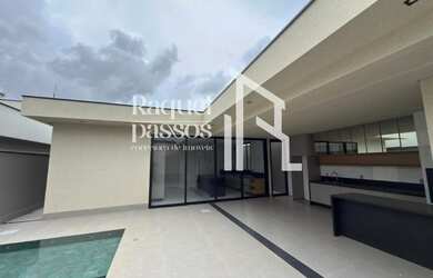 Imagem: Casa de 4 Suítes no Guará Park, em Lote