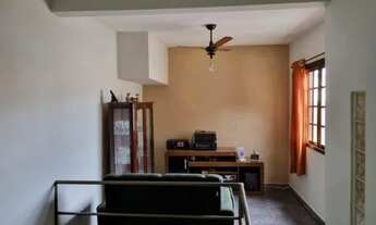 Imagem 7: Casa no bairro JD. Veneza em Volta Redonda com 4 quartos sendo 3 suítes, 2 salas