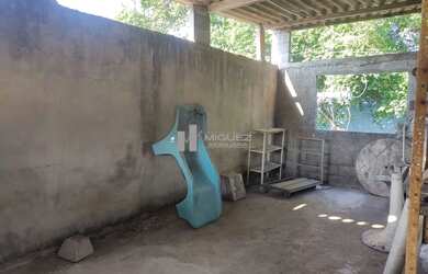 Imagem 2: VENDO SOBRADO EM RUA BARÃO DE UBÁ. OPORTUNIDADE DE NEGÓCIO