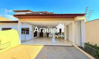 Imagem: Casa de 4 Quartos na ARSE 92 (906 Sul) Em